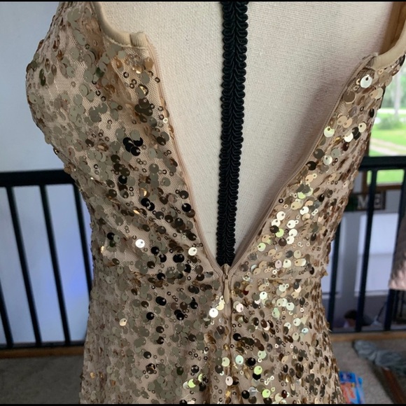 Red Clover Gold Sequin Cocktail Dress - Picture 5 of 11